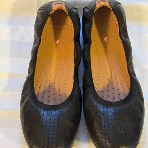 Clark Unstructured Black Ballet Flat 7.5